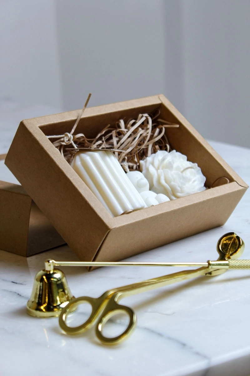 Caja regalo con apagavelas